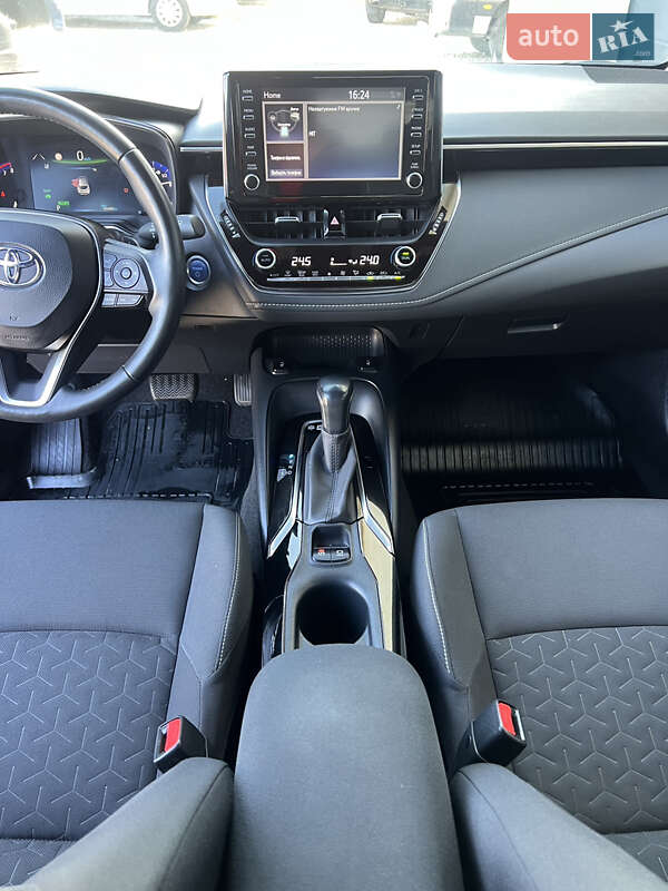 Хэтчбек Toyota Corolla 2019 в Львове