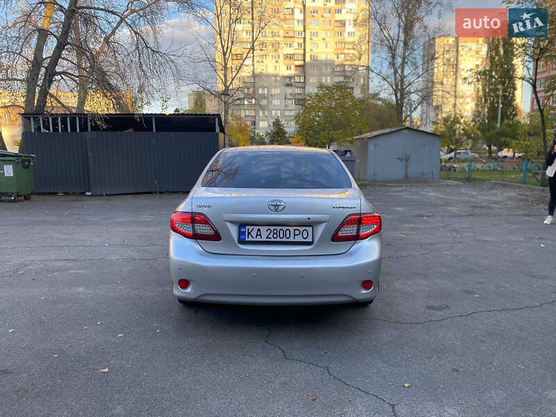 Седан Toyota Corolla 2007 в Киеве