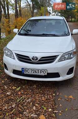 Седан Toyota Corolla 2010 в Жидачове