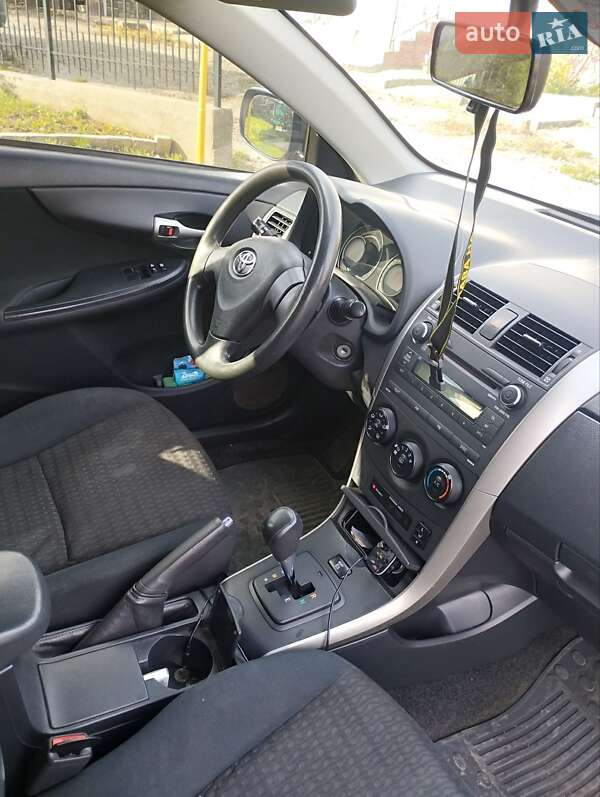 Седан Toyota Corolla 2008 в Каменец-Подольском фото 3 Седан Toyota Corolla 2008 в Каменец-Подольском