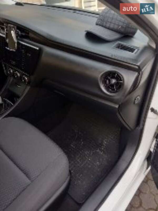 Седан Toyota Corolla 2017 в Хоросткові фото 6 Седан Toyota Corolla 2017 в Хоросткові