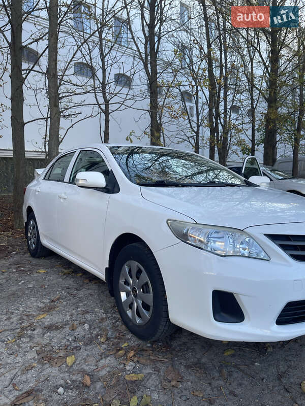 Седан Toyota Corolla 2010 в Одессе