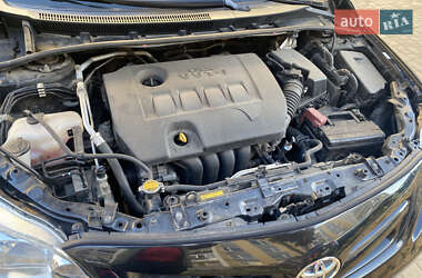 Седан Toyota Corolla 2011 в Одесі