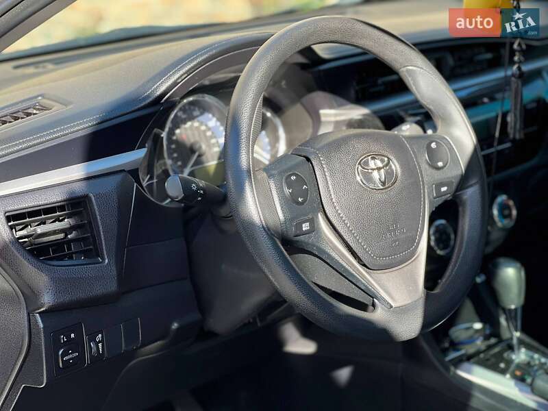 Седан Toyota Corolla 2015 в Одессе фото 16 Седан Toyota Corolla 2015 в Одессе