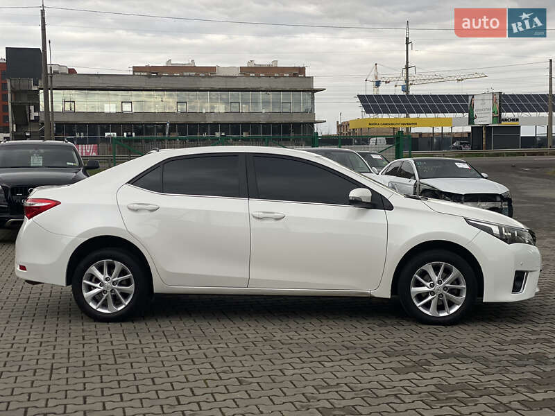 Седан Toyota Corolla 2013 в Луцке фото 8 Седан Toyota Corolla 2013 в Луцке