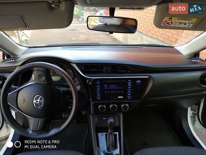 Седан Toyota Corolla 2017 в Львові фото 13 Седан Toyota Corolla 2017 в Львові