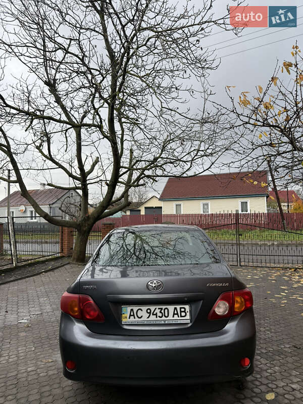 Седан Toyota Corolla 2008 в Рожище