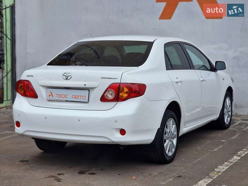 Седан Toyota Corolla 2007 в Одессе