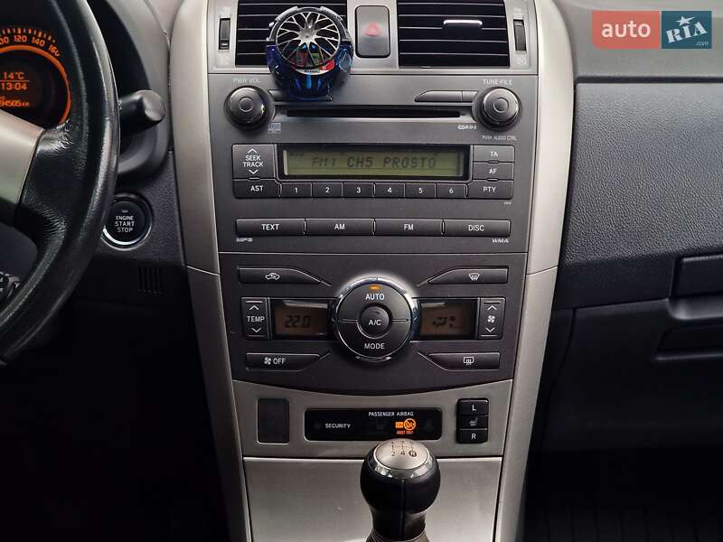 Седан Toyota Corolla 2007 в Одессе