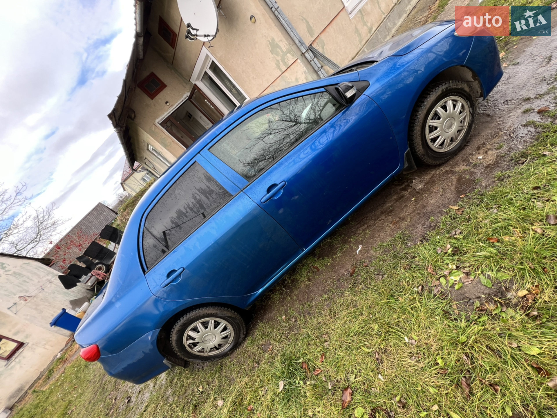 2010 Toyota Corolla - мініатюра 6