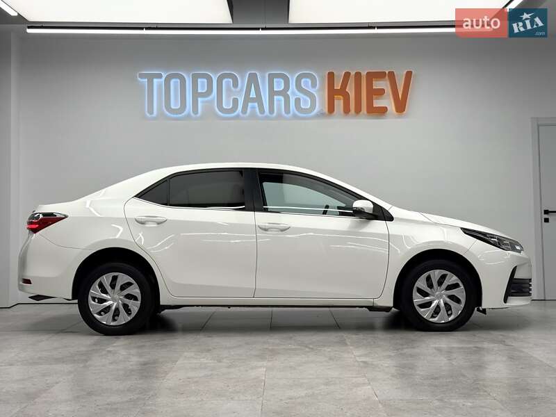 Седан Toyota Corolla 2017 в Киеве фото 6 Седан Toyota Corolla 2017 в Киеве