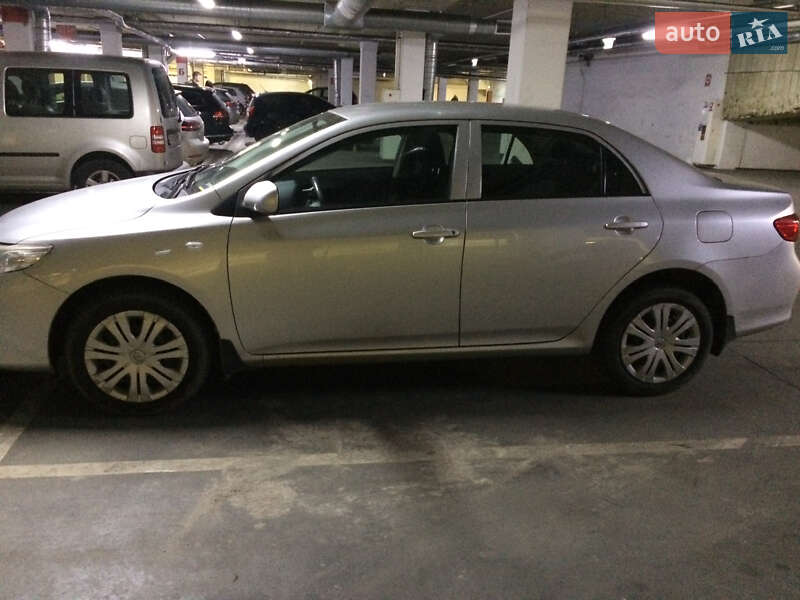 Седан Toyota Corolla 2007 в Киеве фото 2 Седан Toyota Corolla 2007 в Киеве