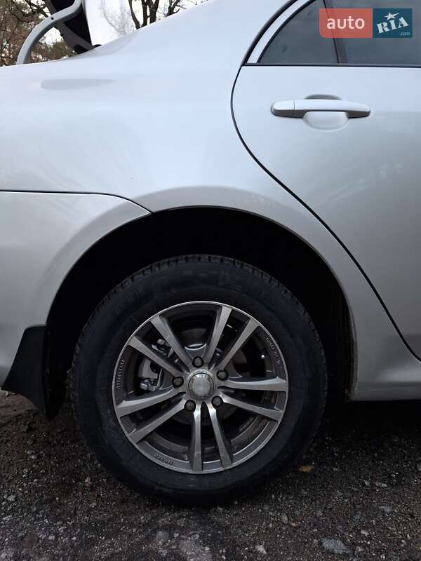 Седан Toyota Corolla 2010 в Виннице фото 2 Седан Toyota Corolla 2010 в Виннице