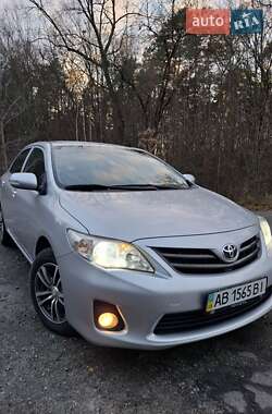 Седан Toyota Corolla 2010 в Виннице
