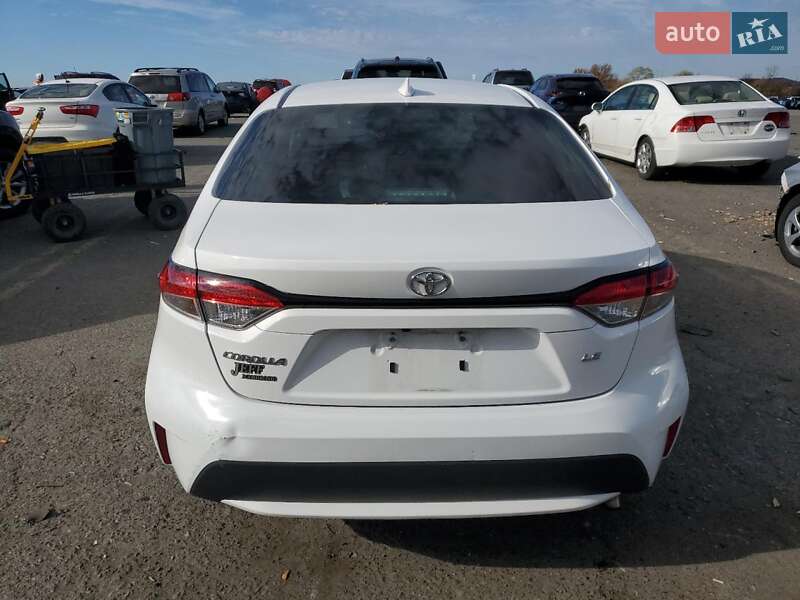 Седан Toyota Corolla 2021 в Львове