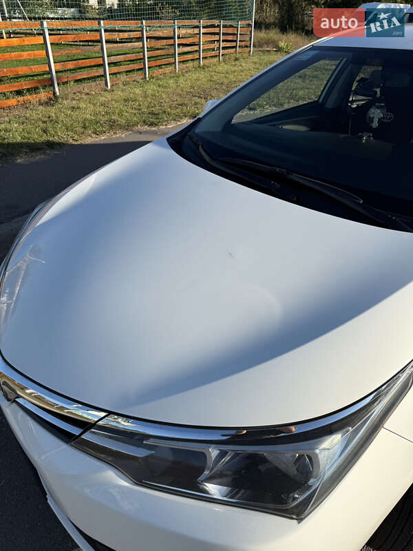 Седан Toyota Corolla 2018 в Києві фото 20 Седан Toyota Corolla 2018 в Києві