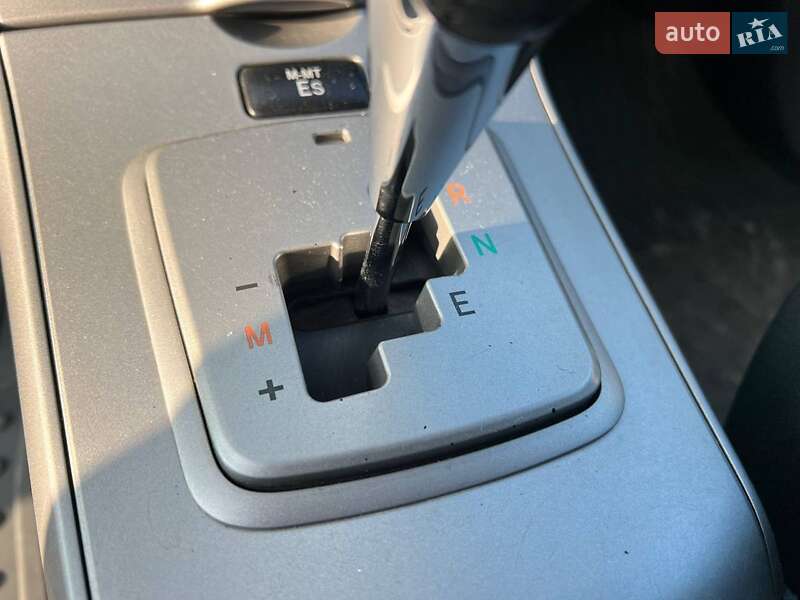 Седан Toyota Corolla 2008 в Львове