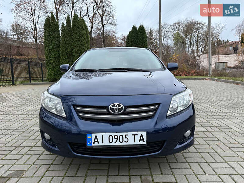 Седан Toyota Corolla 2007 в Прилуках