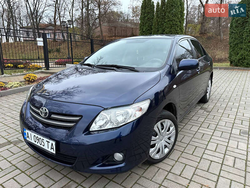Седан Toyota Corolla 2007 в Прилуках