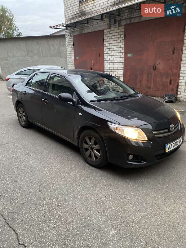 Седан Toyota Corolla 2007 в Киеве фото 3 Седан Toyota Corolla 2007 в Киеве