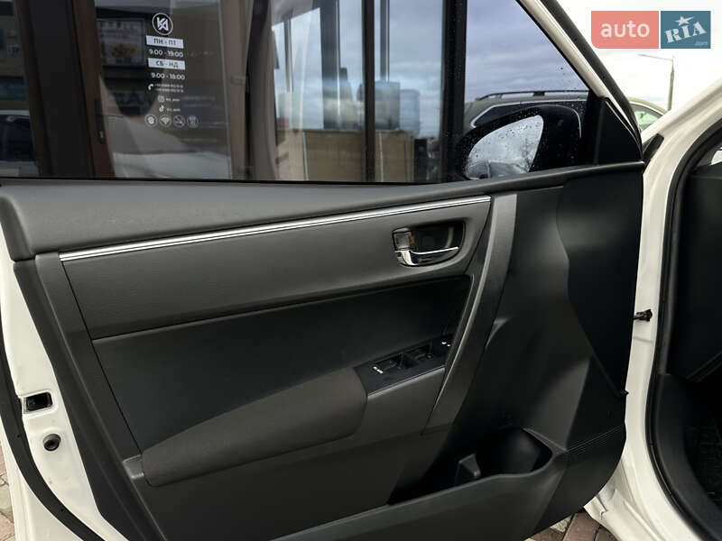 Седан Toyota Corolla 2016 в Харькове фото 12 Седан Toyota Corolla 2016 в Харькове