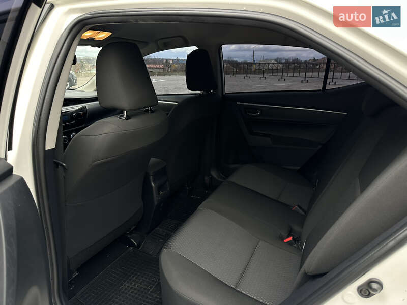 Седан Toyota Corolla 2016 в Харькове фото 23 Седан Toyota Corolla 2016 в Харькове