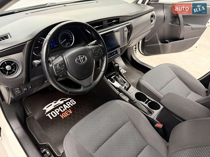 Седан Toyota Corolla 2017 в Киеве фото 19 Седан Toyota Corolla 2017 в Киеве