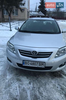 Седан Toyota Corolla 2008 в Тернополе