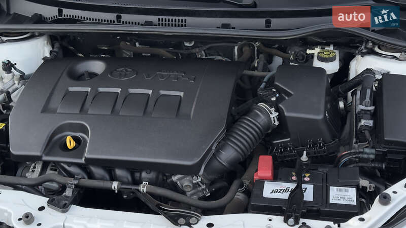 Седан Toyota Corolla 2015 в Одессе