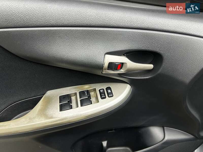 Седан Toyota Corolla 2008 в Черновцах фото 7 Седан Toyota Corolla 2008 в Черновцах