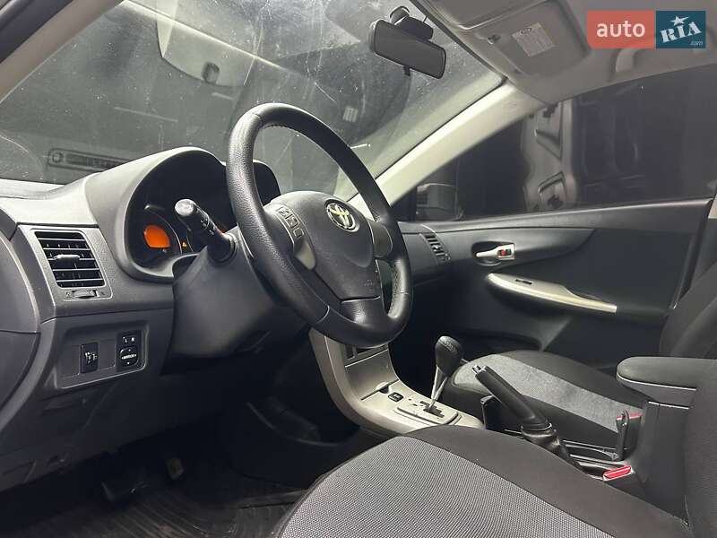 Седан Toyota Corolla 2008 в Черновцах фото 9 Седан Toyota Corolla 2008 в Черновцах