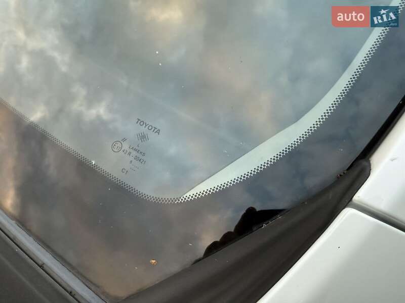 Седан Toyota Corolla 2015 в Краснограде