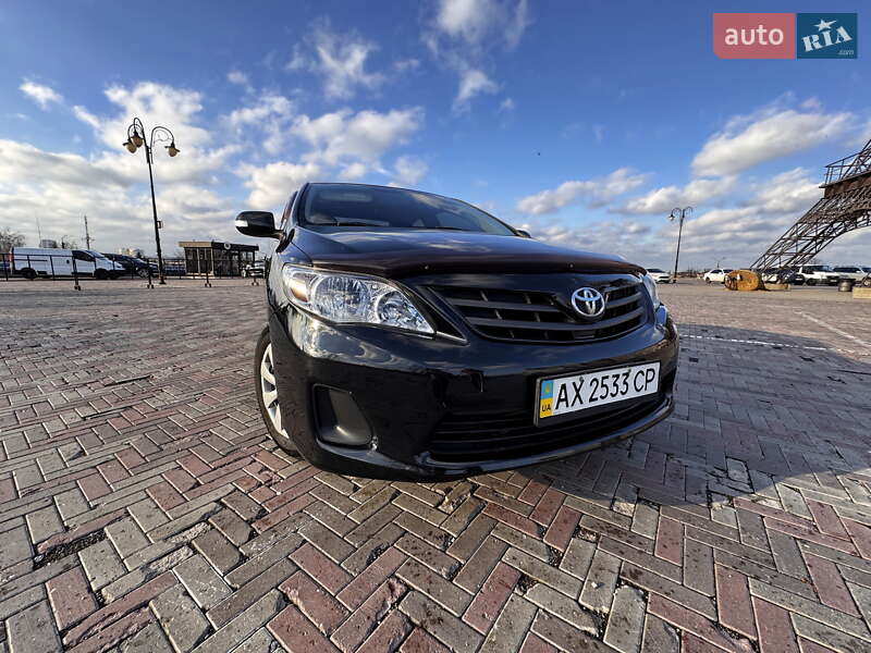 Седан Toyota Corolla 2012 в Харькове фото 6 Седан Toyota Corolla 2012 в Харькове