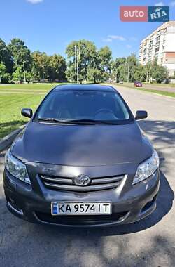 Седан Toyota Corolla 2008 в Прилуках
