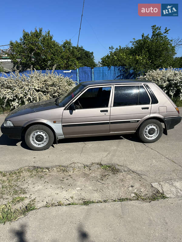 Хэтчбек Toyota Corolla 1986 в Николаеве фото 8 Хэтчбек Toyota Corolla 1986 в Николаеве
