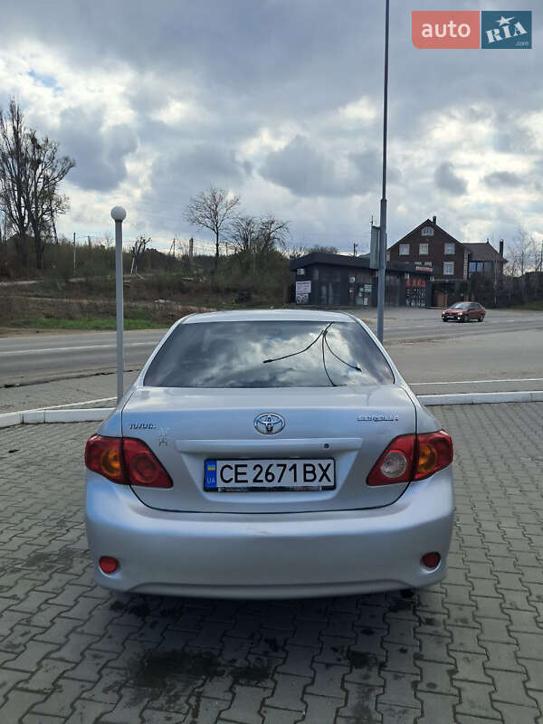 Седан Toyota Corolla 2008 в Черновцах
