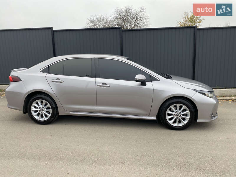 Седан Toyota Corolla 2019 в Соленом