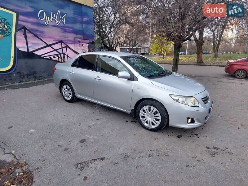 Седан Toyota Corolla 2007 в Харькове