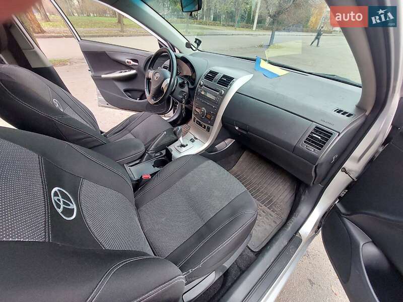 Седан Toyota Corolla 2007 в Харькове