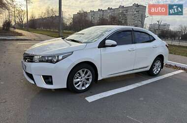 Седан Toyota Corolla 2013 в Харькове