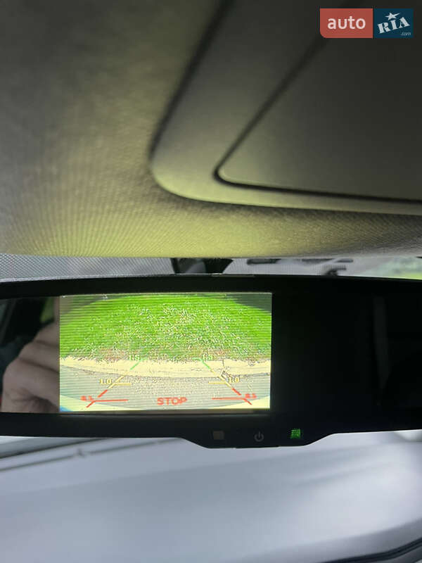 Седан Toyota Corolla 2014 в Киеве фото 24 Седан Toyota Corolla 2014 в Киеве