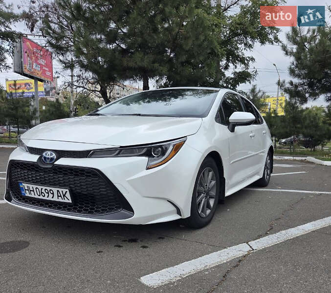 Седан Toyota Corolla 2022 в Одессе