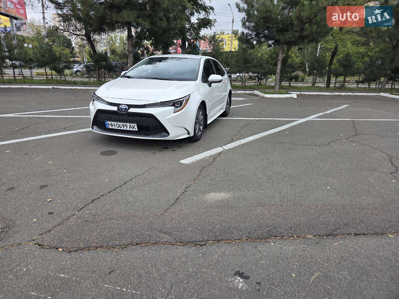 Седан Toyota Corolla 2022 в Одессе