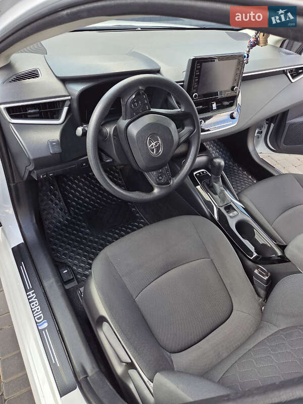 Седан Toyota Corolla 2022 в Одессе