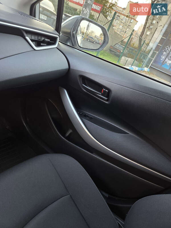 Седан Toyota Corolla 2022 в Одессе