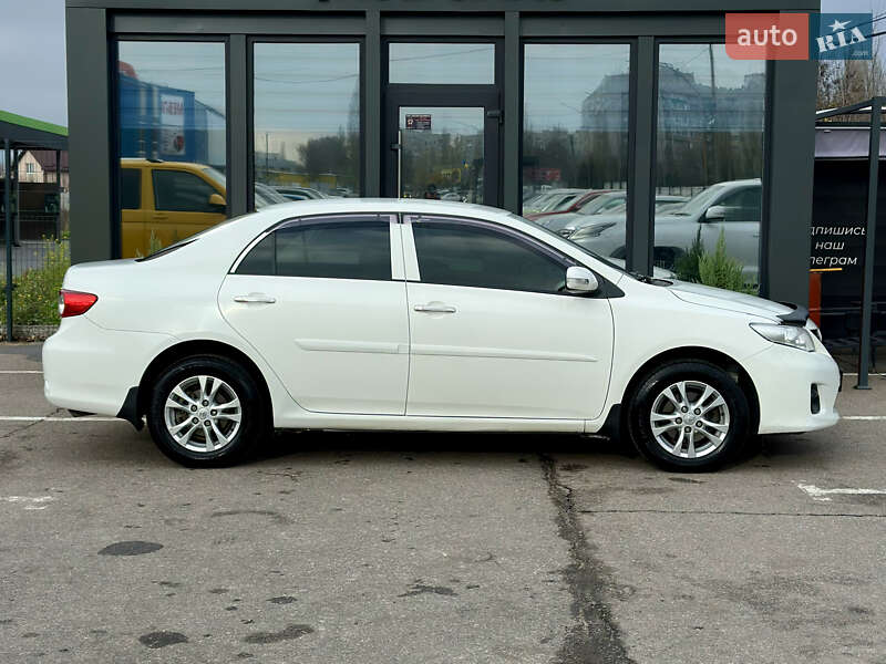 Седан Toyota Corolla 2011 в Кременчуге фото 6 Седан Toyota Corolla 2011 в Кременчуге