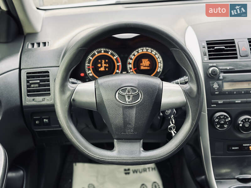 Седан Toyota Corolla 2011 в Кременчуге фото 30 Седан Toyota Corolla 2011 в Кременчуге