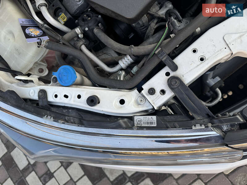 Седан Toyota Corolla 2016 в Киеве фото 34 Седан Toyota Corolla 2016 в Киеве