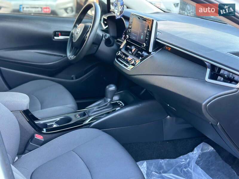 Седан Toyota Corolla 2021 в Виннице
