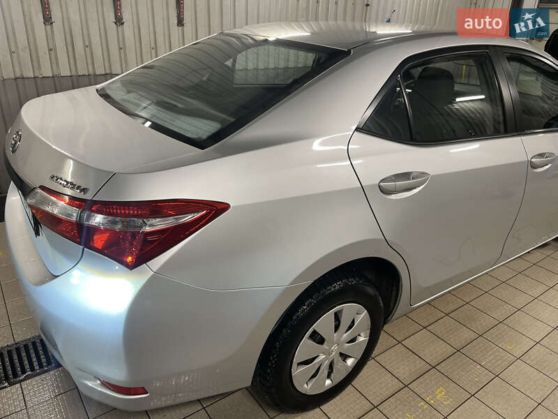 Седан Toyota Corolla 2014 в Киеве фото 4 Седан Toyota Corolla 2014 в Киеве